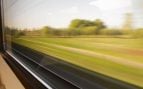Puntos negros en las ventanas de los trenes