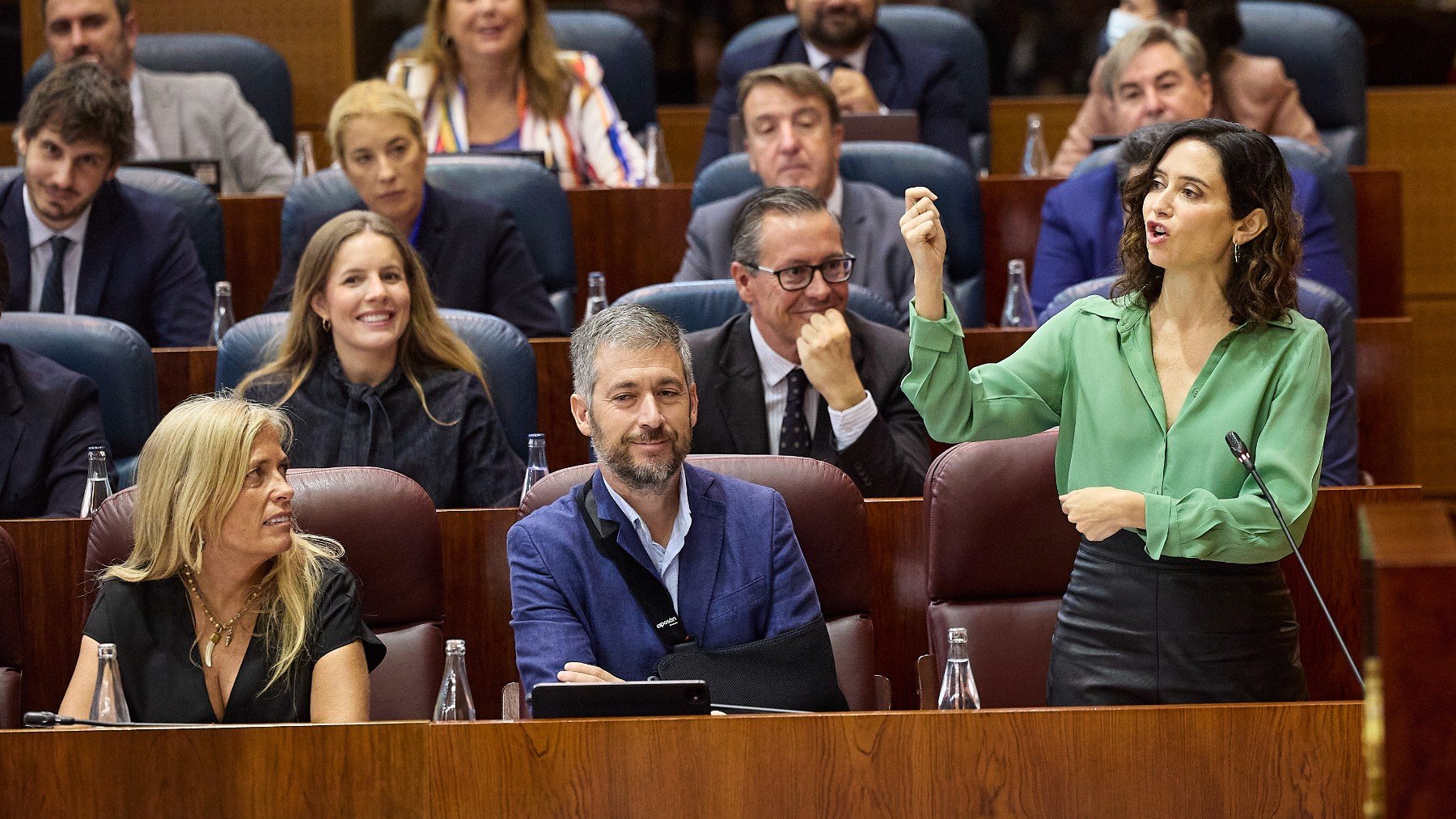 Isabel Díaz Ayuso toma la palabra en la Asamblea madrileña.