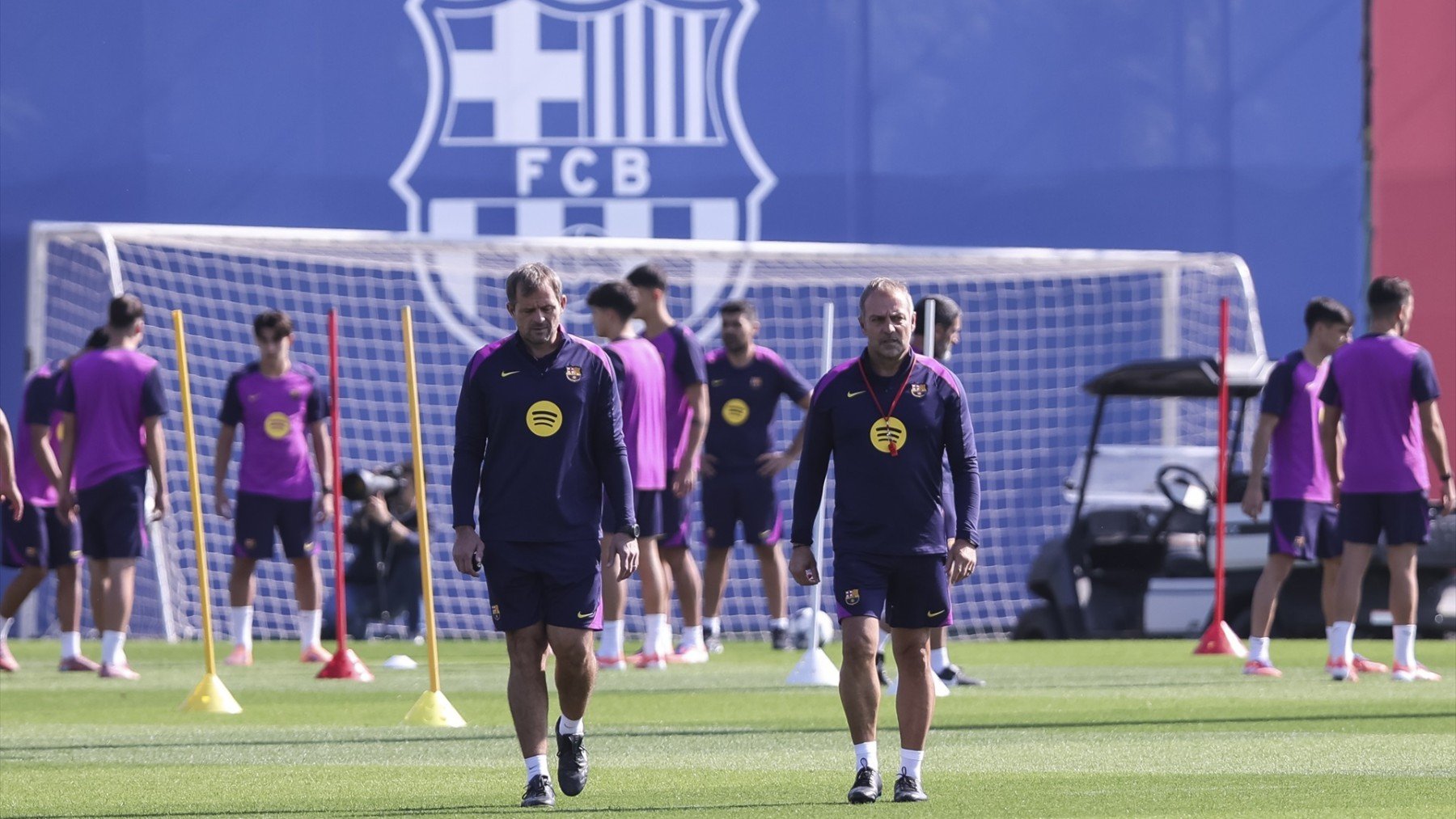 El entrenamiento a puerta abierta en el Camp Nou llega en el peor momento para el Barça