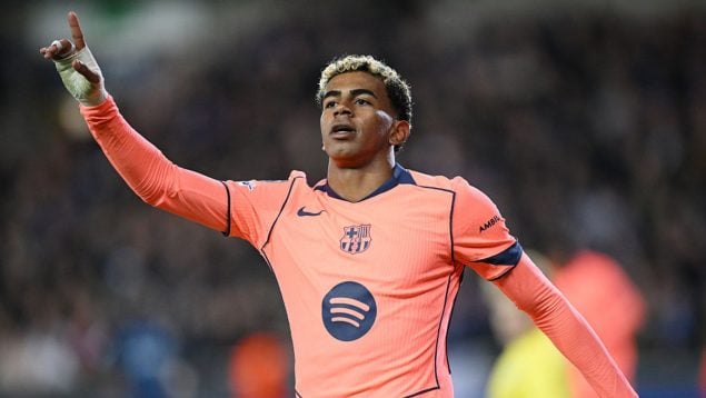 Lamine Yamal, en un partido con el FC Barcelona. (Getty Images)