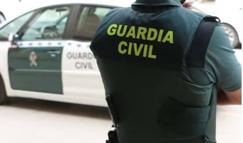 La Guardia Civil detiene a un entrenador de fútbol femenino por acoso sexual a jugadoras menores de edad