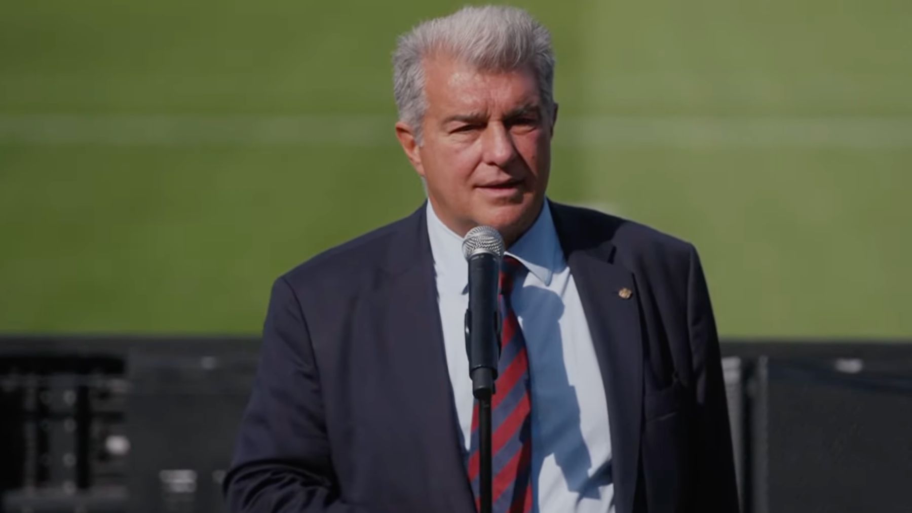 Laporta pide a la selección española que dosifique a Lamine Yamal