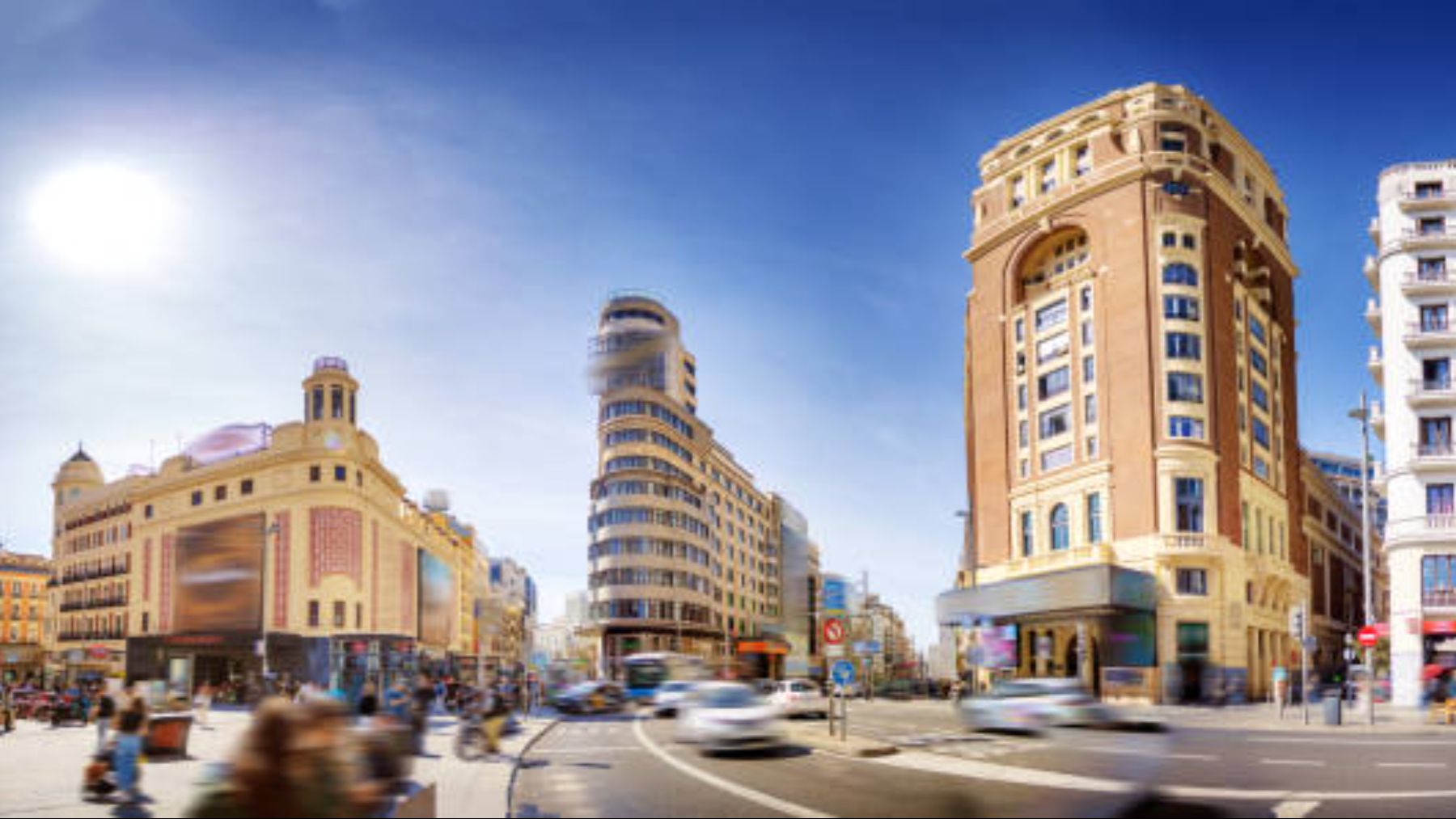 Qué centros comerciales abren hoy, festivo 9 de noviembre, por el Día de la Almudena: estos son sus horarios