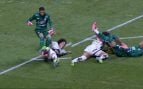 Una de las lesiones más salvajes jamás vista: el vídeo estremece al mundo del fútbol