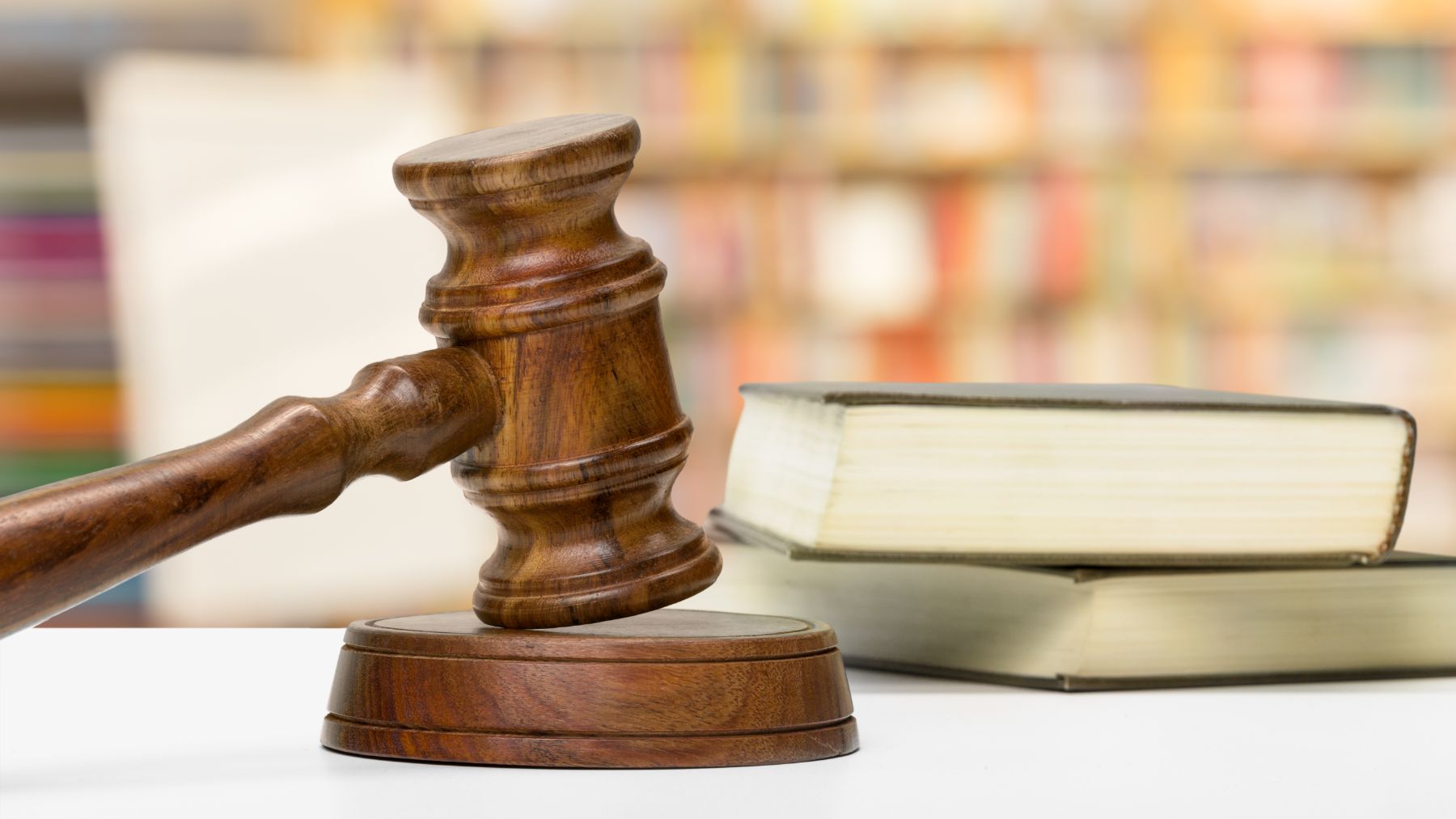 Adiós a que tu jefe te regañe por hacer esto: el Tribunal Supremo confirma tu derecho en el trabajo