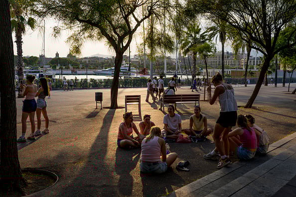 Gente joven en Barcelona. (Getty Images)