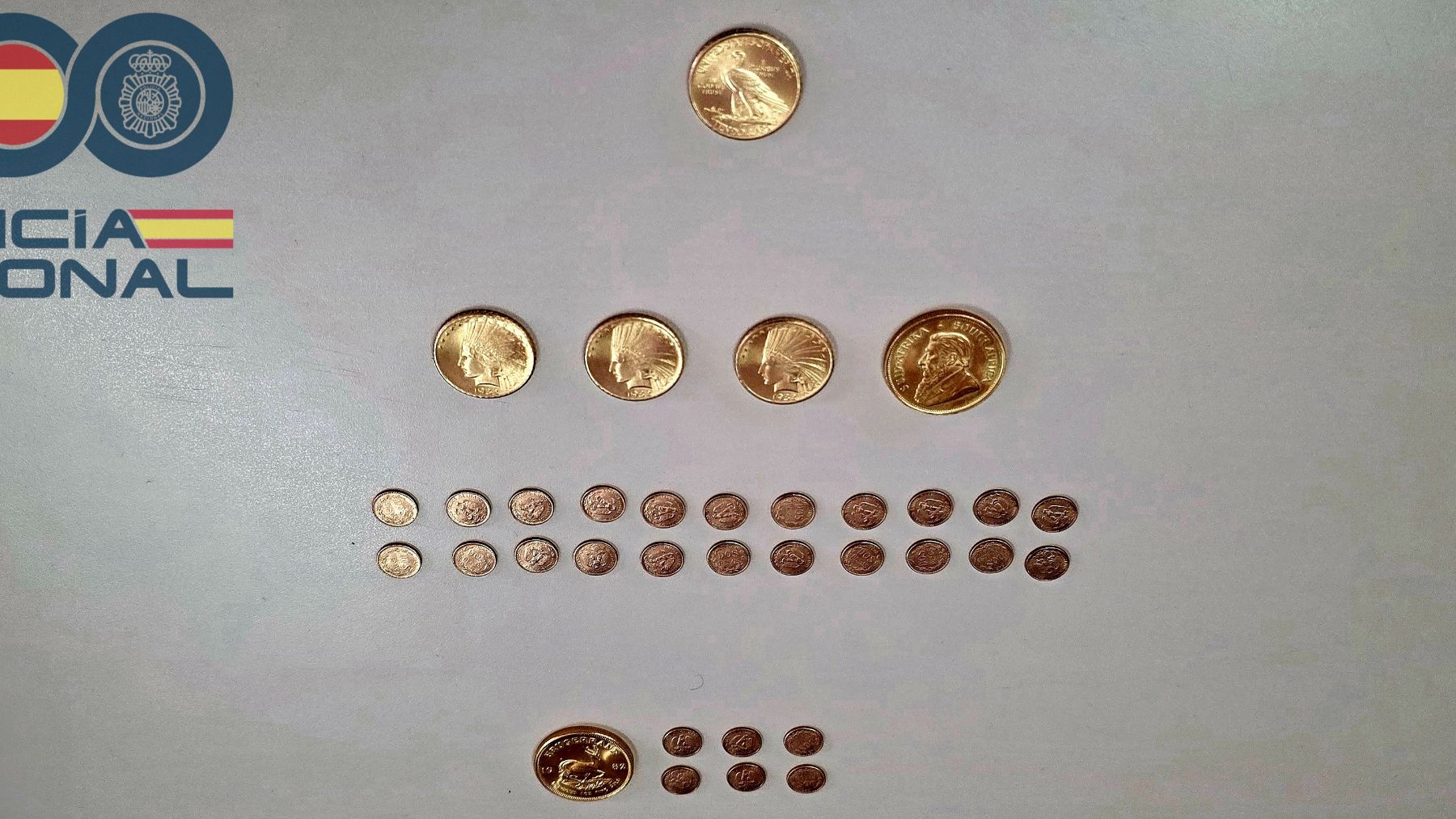 Tres detenidos en Menorca por robar monedas de oro valoradas en 30.000 euros a un coleccionista