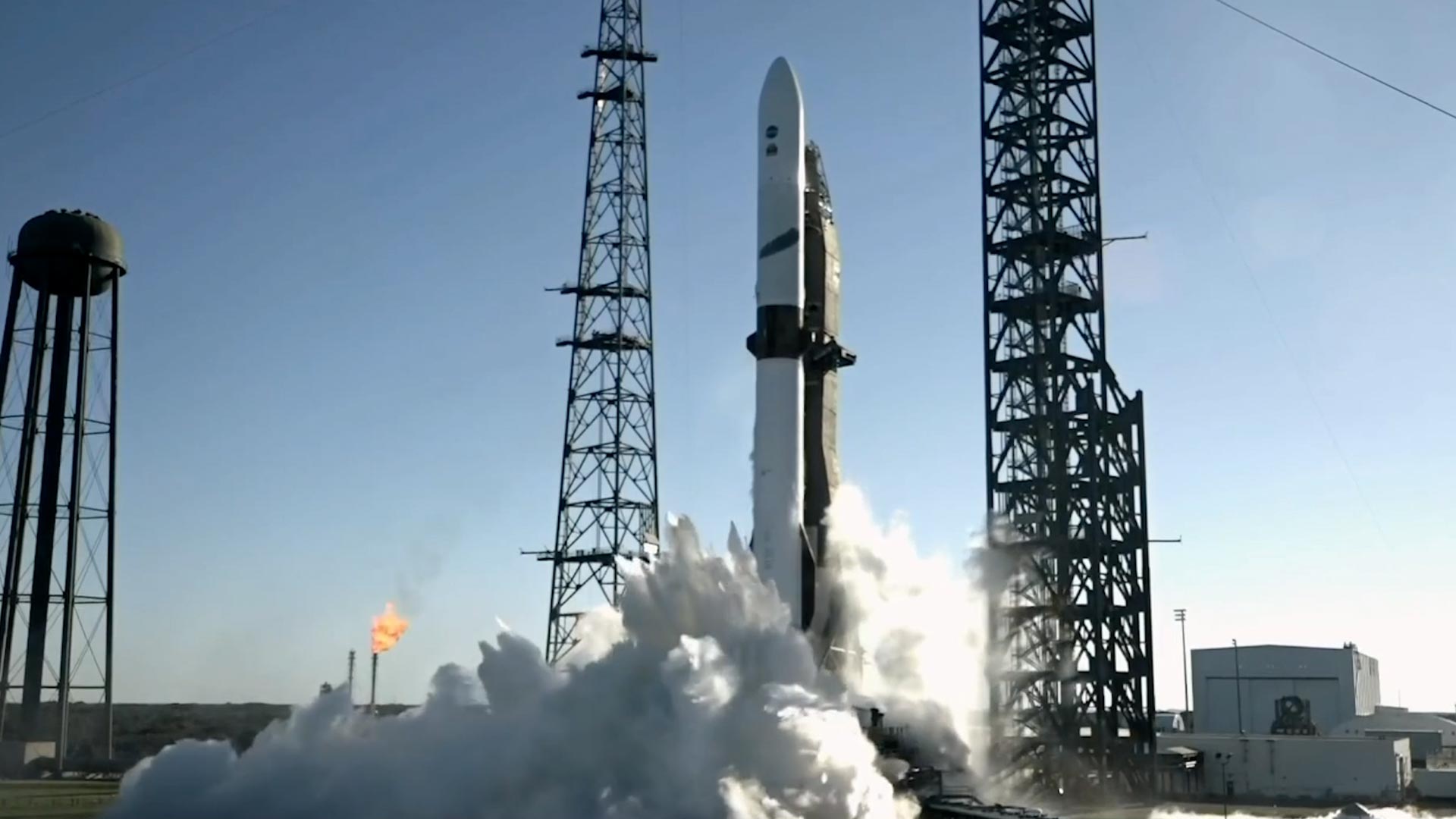 Jeff Bezos iguala a Elon Musk: Blue Origin recupera su cohete New Glenn tras lanzar una misión a Marte