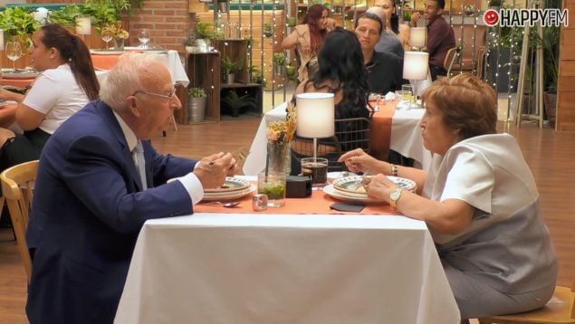 Jesús y Angelines, participantes de First Dates. (Mediaset)