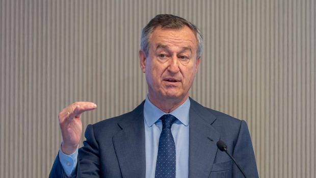 Sabadell, Gonz&aacute;lez-Bueno, operaciones