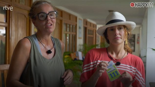 Rocío Carrasco y Anabel Dueñas en Hasta el fin del mundo. (RTVE)