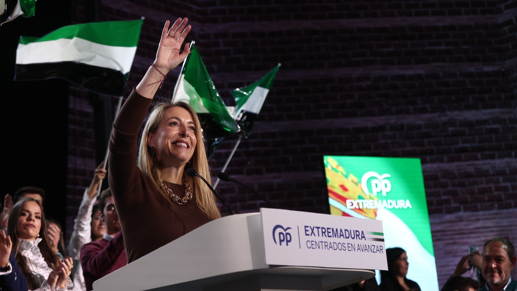 Guardiola retrata a los feministas del PSOE: Cuando se apaga la luz, tratan a las mujeres como ganado