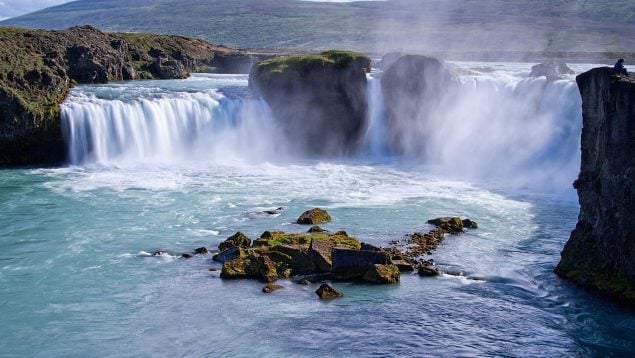Cómo se forman los volcanes en el océano, origen volcanes submarinos, científicos confirman el motivo de los volcanes debajo del mar.