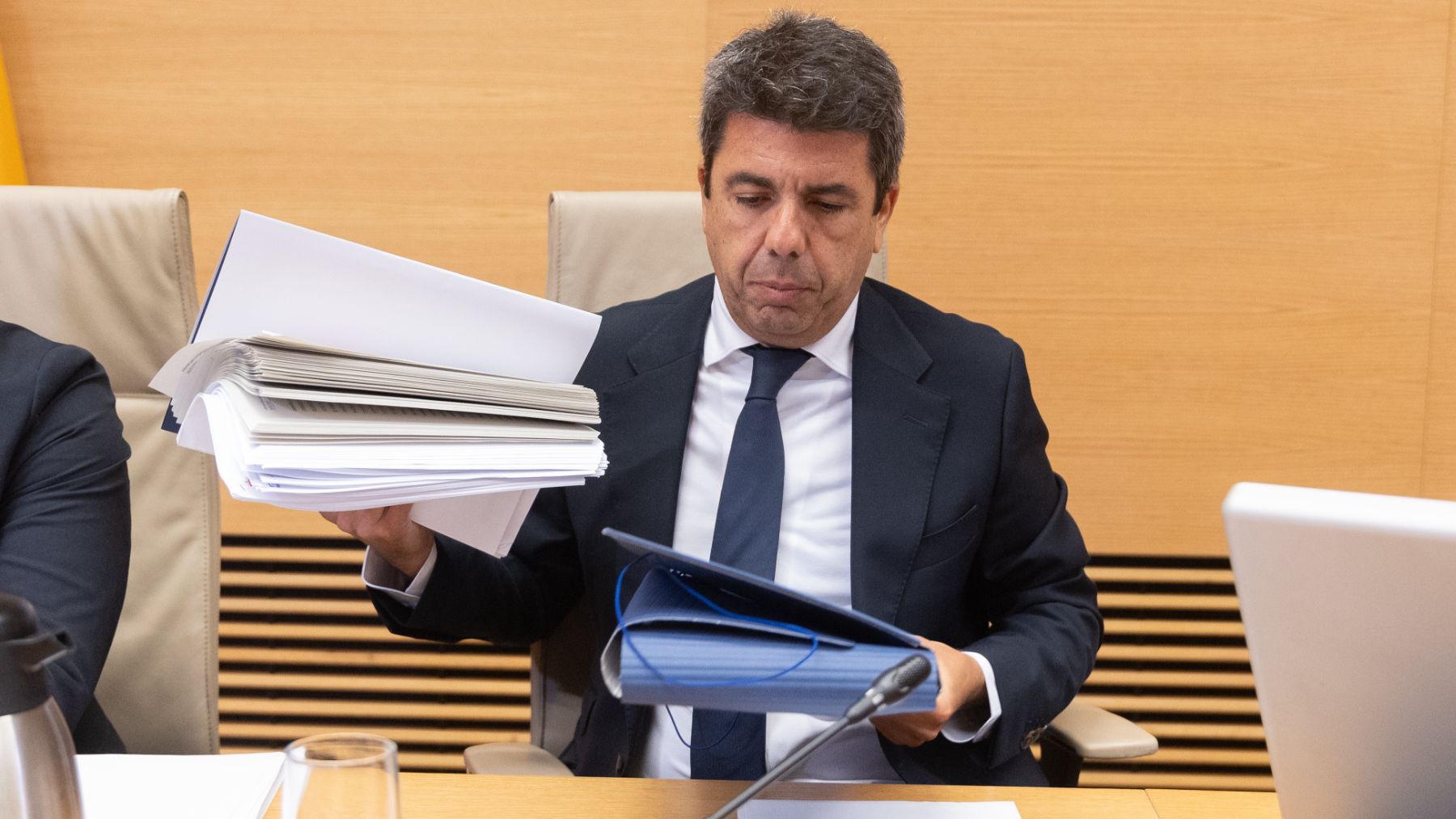 Mazón en la comisión del Congreso: Lo que salva vidas es hacer obras, tener medidores y datos a tiempo