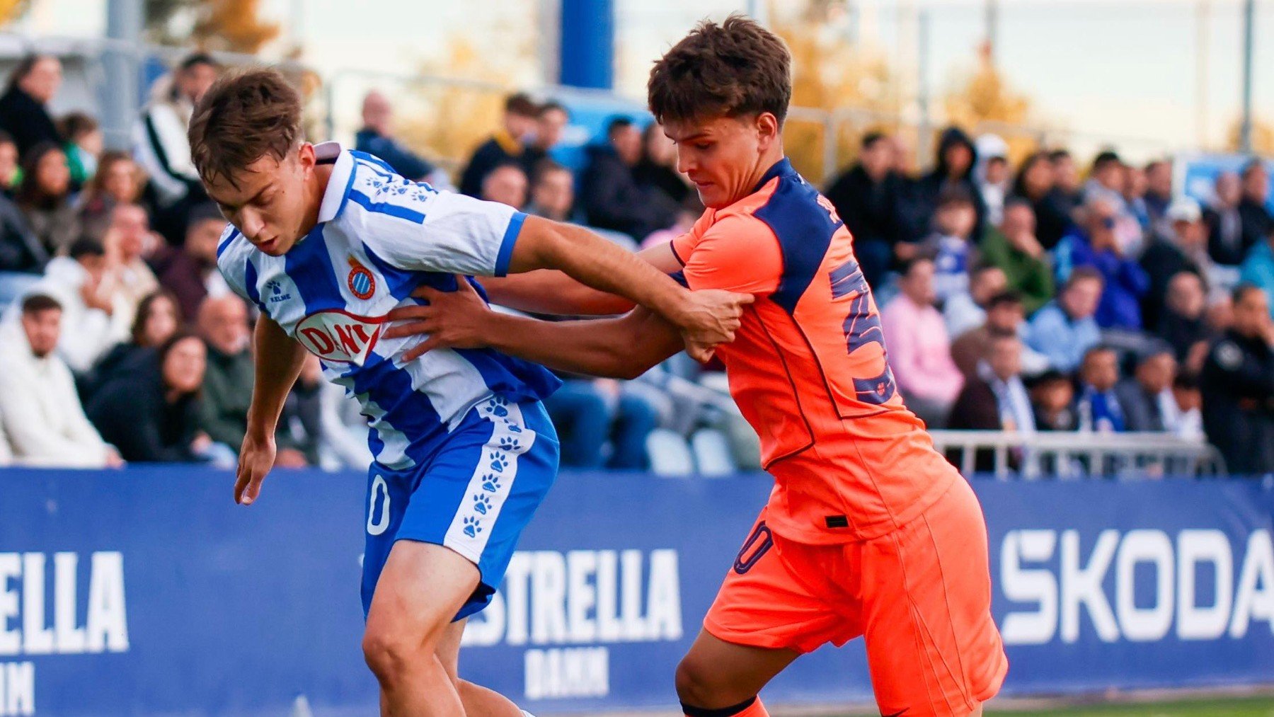 La Masía en caída libre: el filial del Espanyol gana al del Barcelona en Segunda Federación