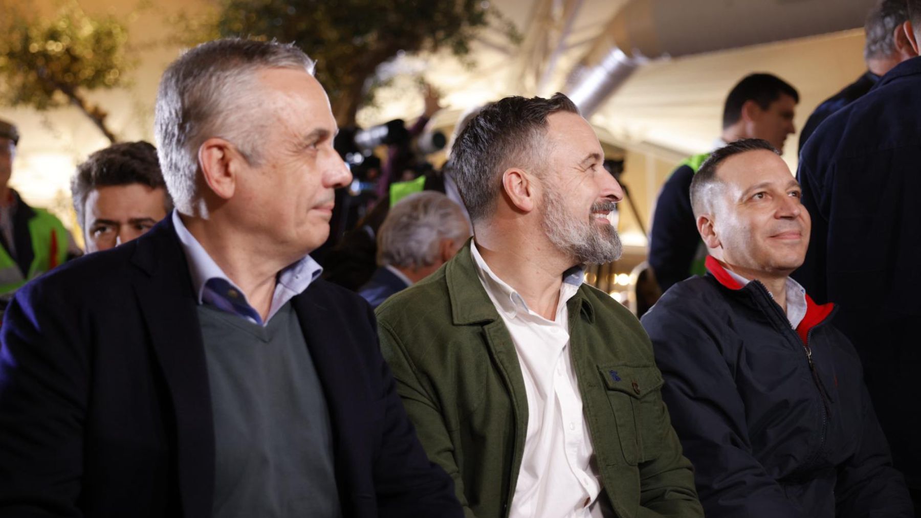 Abascal avisa a Guardiola: tendrá que pasar por el aro si necesita pactar con Vox