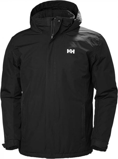 Amazon regala abrigo de Helly Hansen que te va a salvar el invierno rebajado un 50%