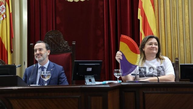 neutralidad PSOE Constitucional