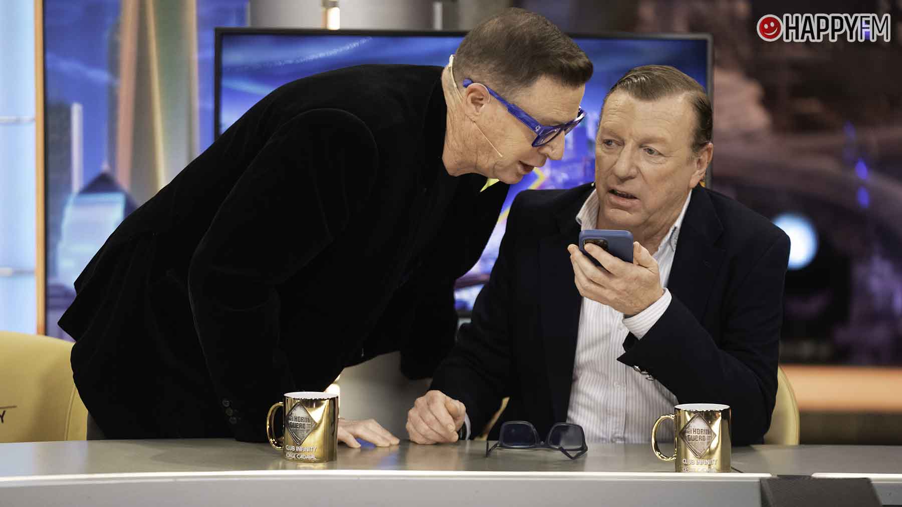 Los Morancos cargan contra los políticos durante su paso por