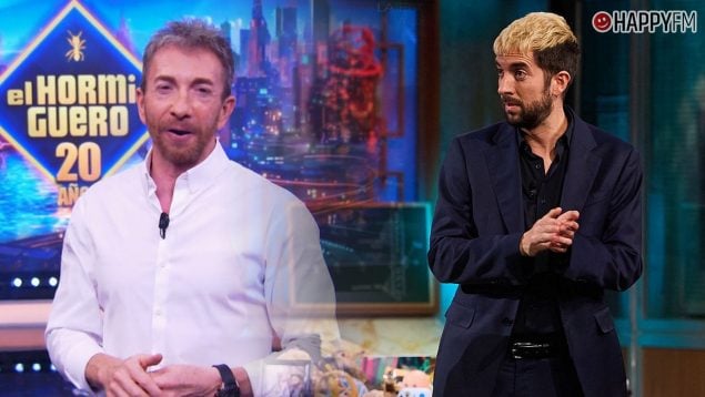 Pablo Motos en El Hormiguero y David Broncano en La Revuelta. (Atresmedia / RTVE)