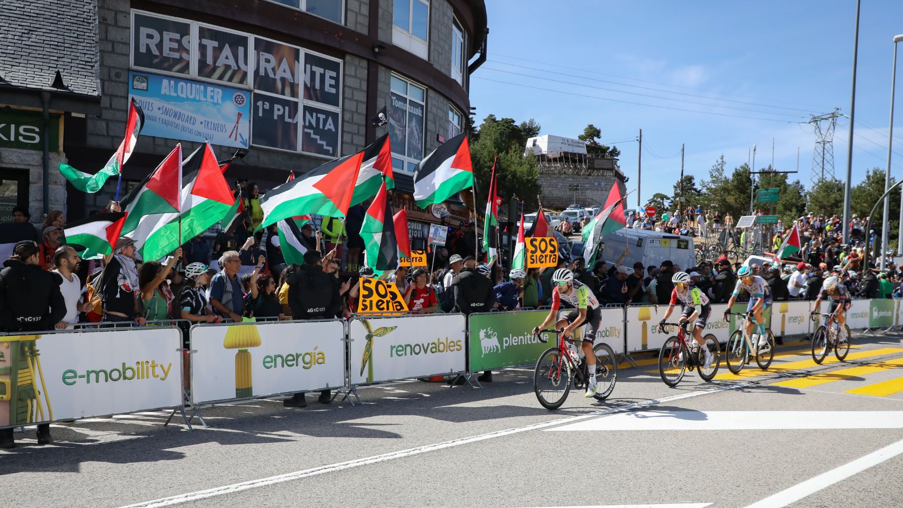 Antiviolencia propone sancionar con sólo 3.000 euros a los radicales propalestinos que pararon la Vuelta