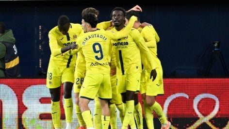 Los jugadores del Villarreal celebran un gol. (EFE)