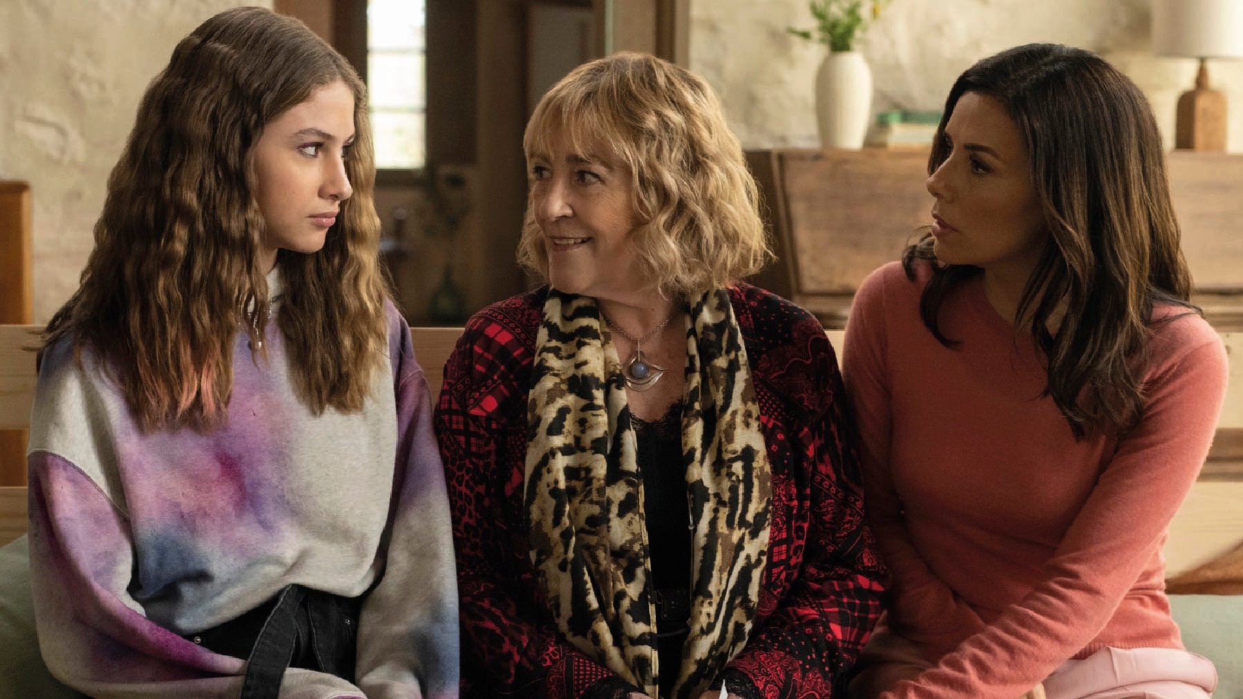 Carmen Maura con sus compañeras de reparto. (Foto: Gtres)