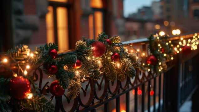 Luces de Navidad en edificios