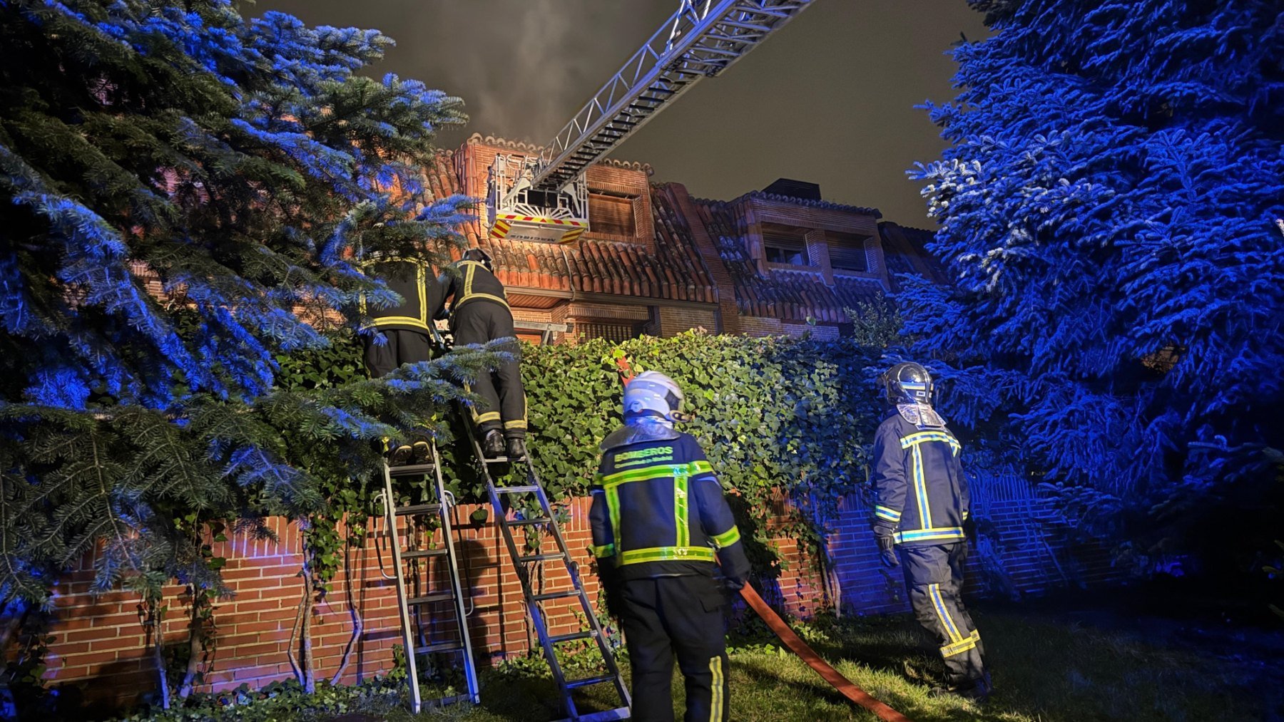 Muere un hombre de 96 años en un incendio en un chalet en Las Rozas (Madrid)