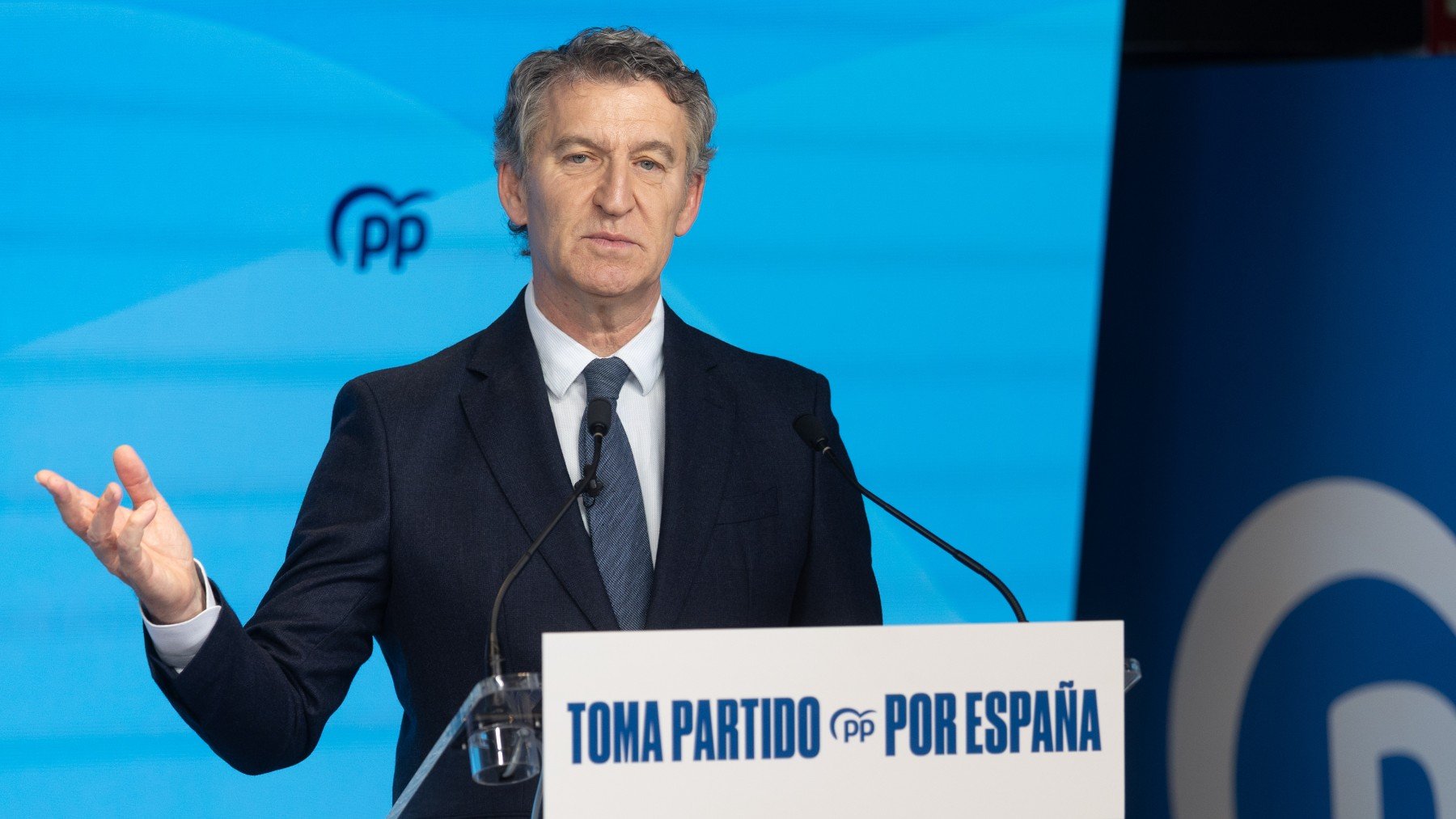 Feijóo derogará de inmediato la ley del