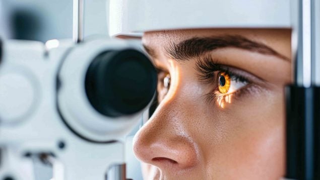 Las patologías oculares son cada vez más comunes en la era digital