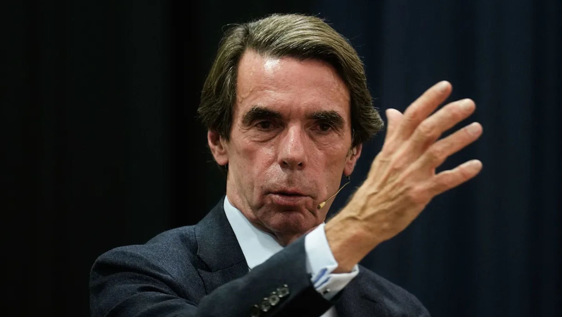 Aznar defiende la inmigración sudamericana que viene a trabajar frente al problema de la musulmana