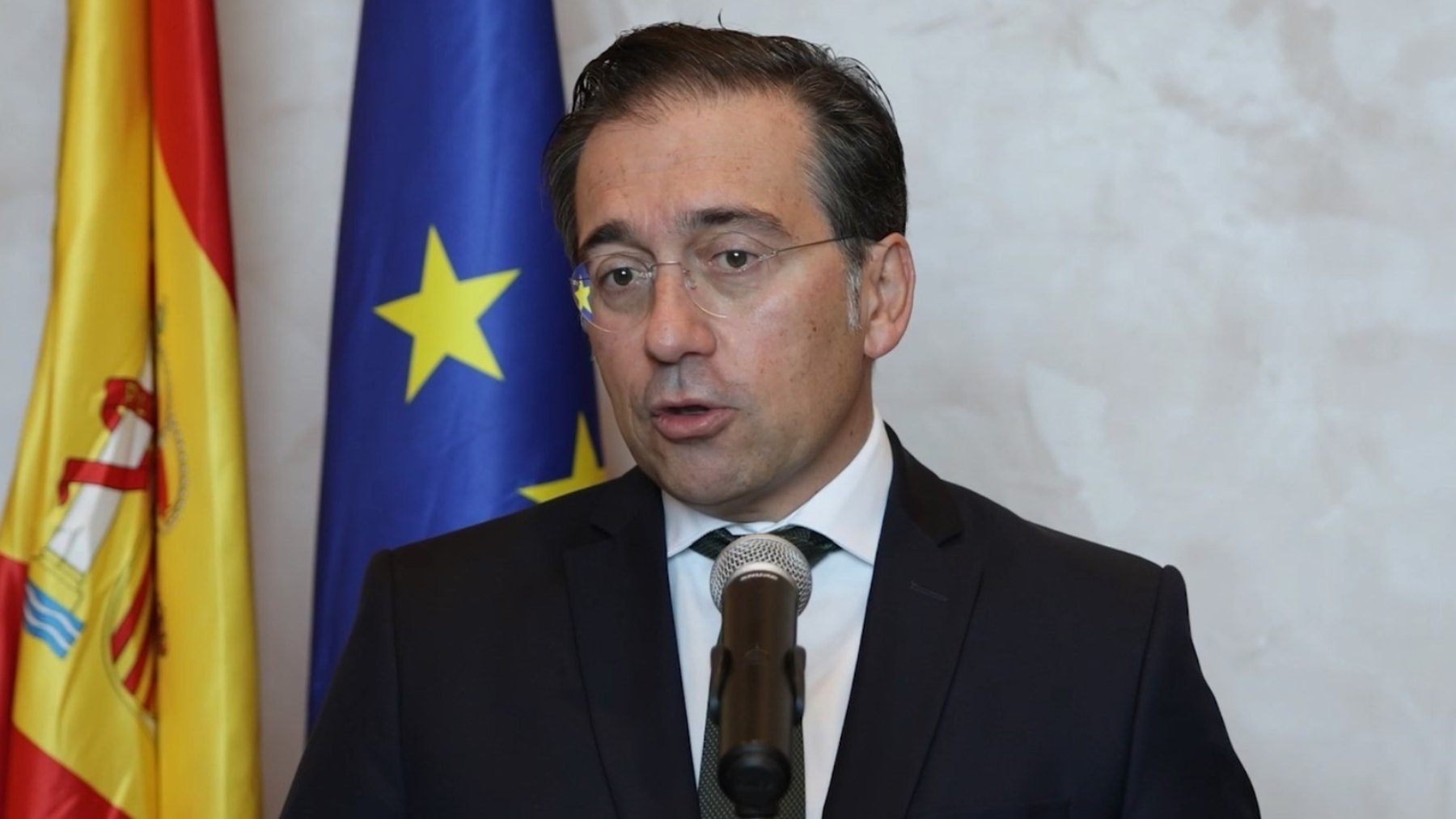 España recomienda no viajar a Venezuela ante la escalada militar con Estados Unidos