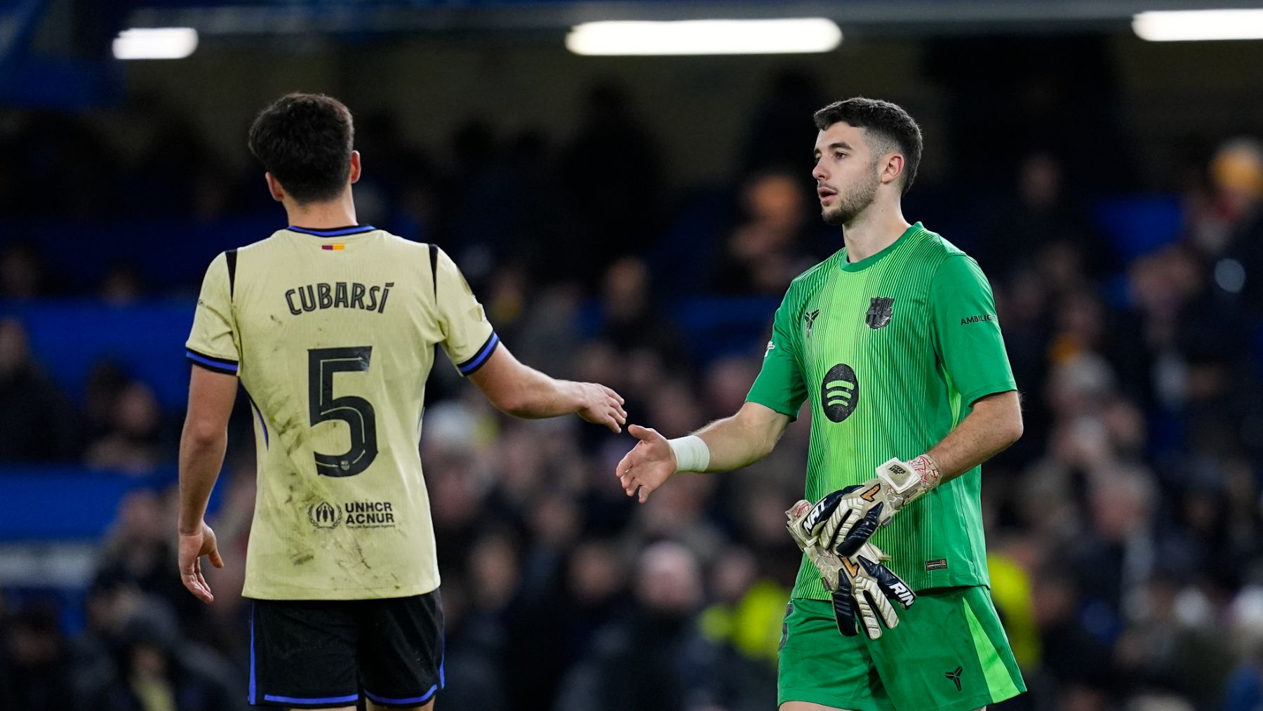 Joan García abatido tras la derrota del Barcelona contra el Chelsea: Ha sido muy duro