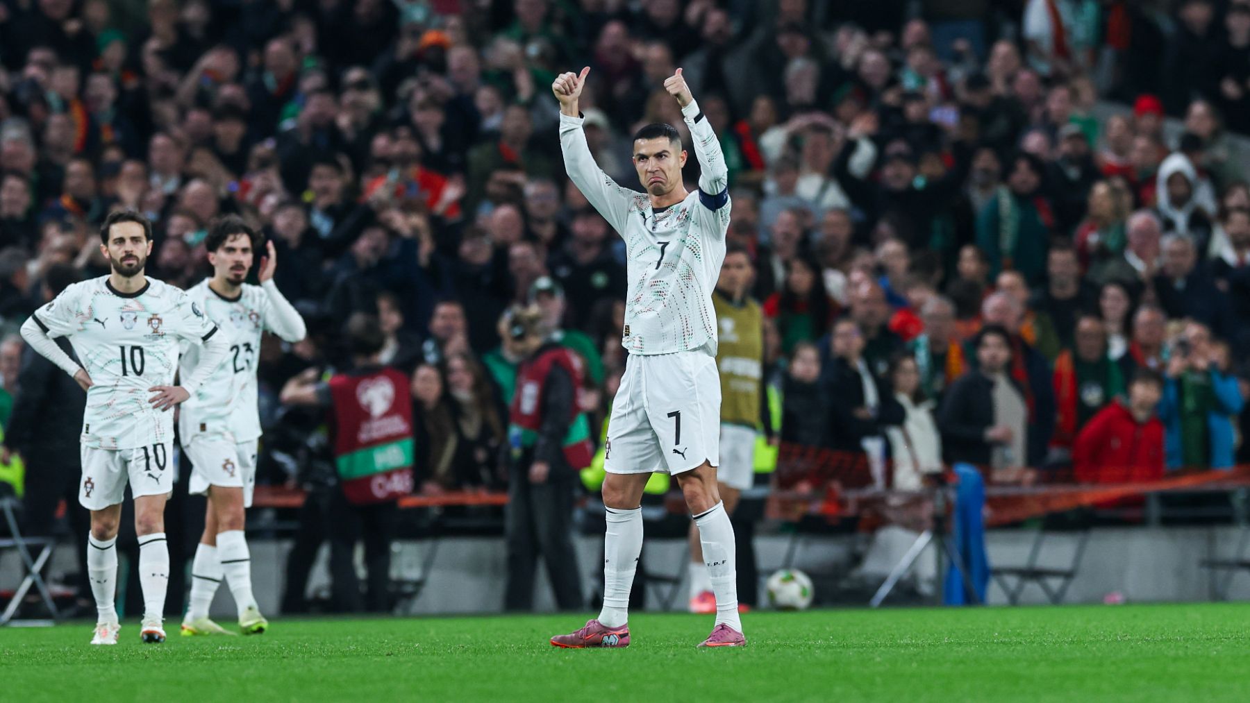 FIFA perdona a Cristiano con deberes: jugará el Mundial... si se porta bien