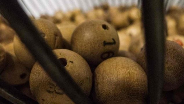 El número de la Lotería de Navidad que puede llevarse el Gordo está en La Bruixa d'Or, según la IA