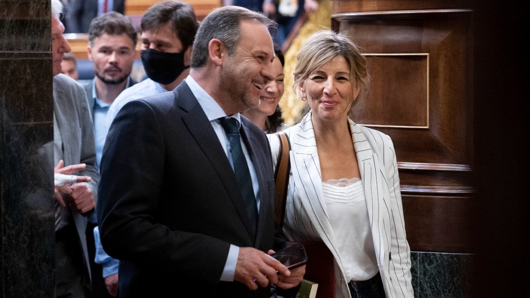 Ábalos insinúa que Yolanda Díaz deja su vivienda oficial a otras personas sin derecho a ello