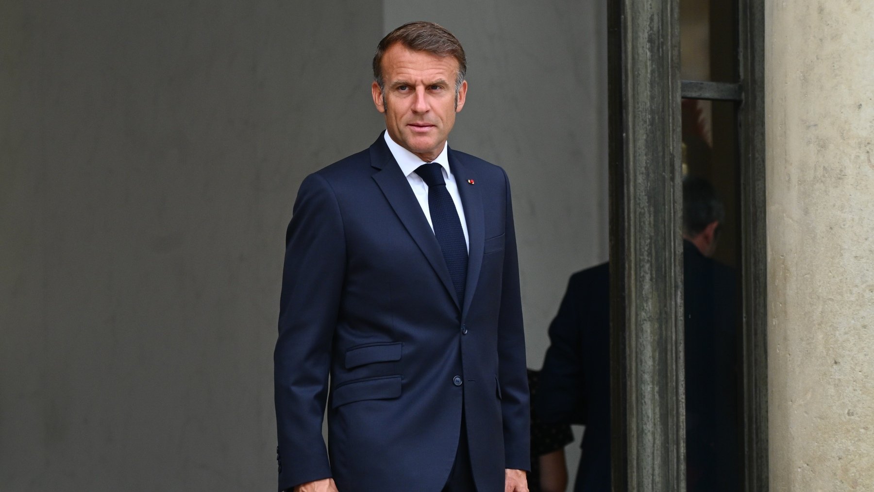 Macron anuncia una mili voluntaria para Francia ante las crecientes amenazas en Europa