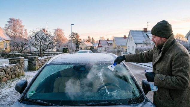 Quitar el hielo del parabrisas