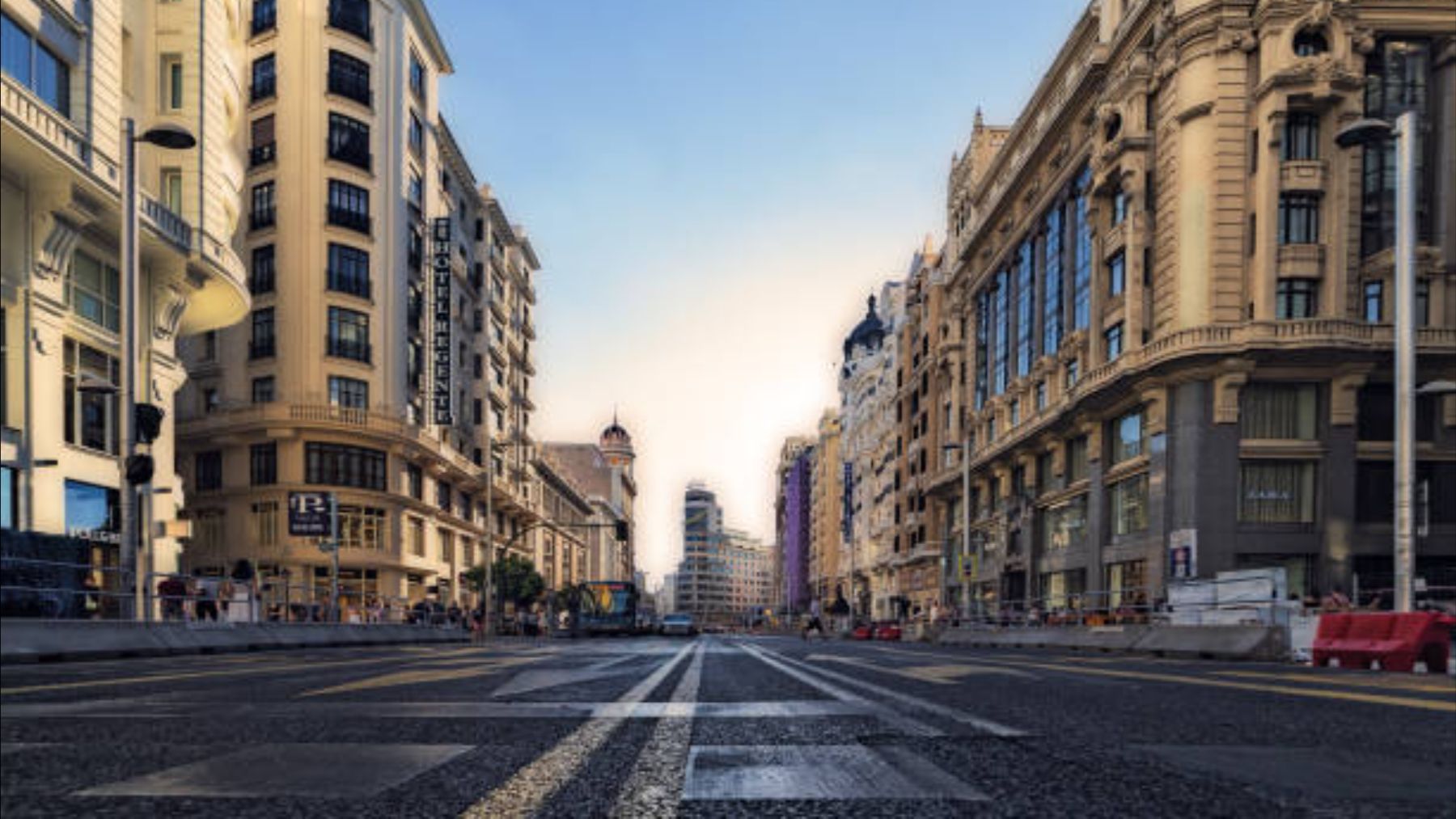 El BOE confirma el puente de 3 días que está a punto de llegar a Madrid: es oficial