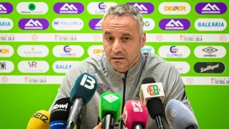 Vadillo, en la rueda de prensa.