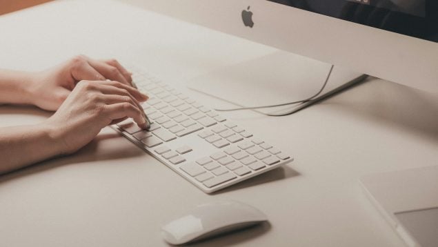 Cómo cambiar el color de las carpetas en un Mac: así puedes personalizar el Finder en segundos