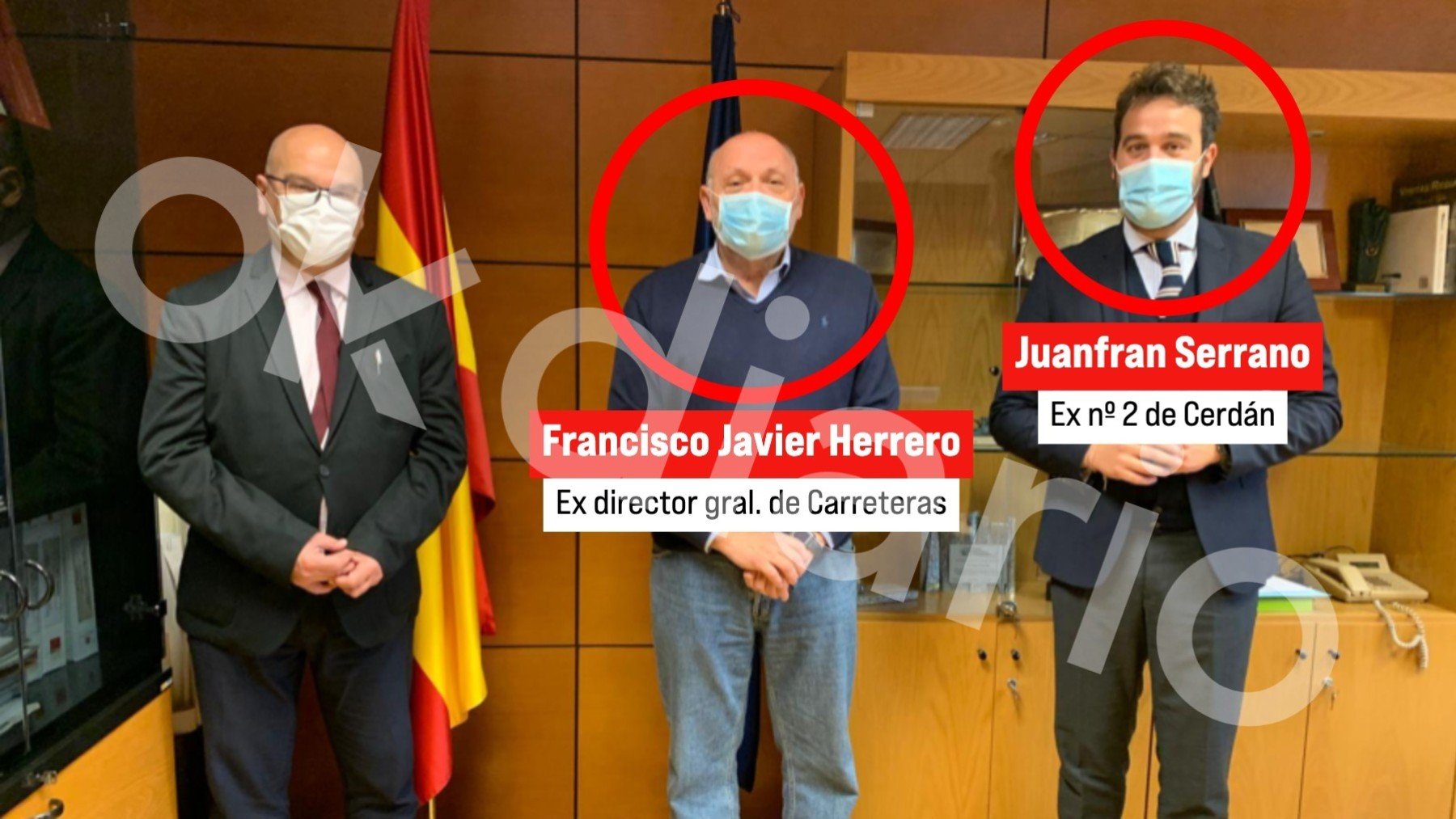 Juanfran Serrano (d), con Javier Herrero (c) y Manuel Fernández. (Foto: PSOE)