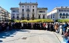 Concentración de los tres minutos de silencio por las dos adolescentes fallecidas en Jaén.