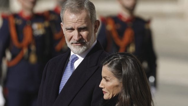 reyes felipe letizia, coche rey felipe,