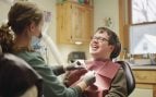 Las personas con discapacidad pueden ver seriamente comprometida su salud bucodental