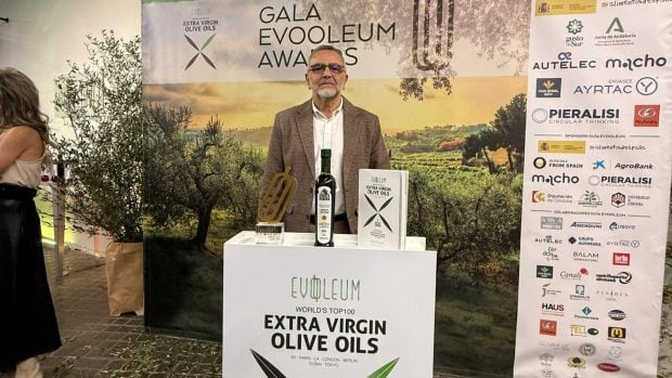 Manuel Molina aceite