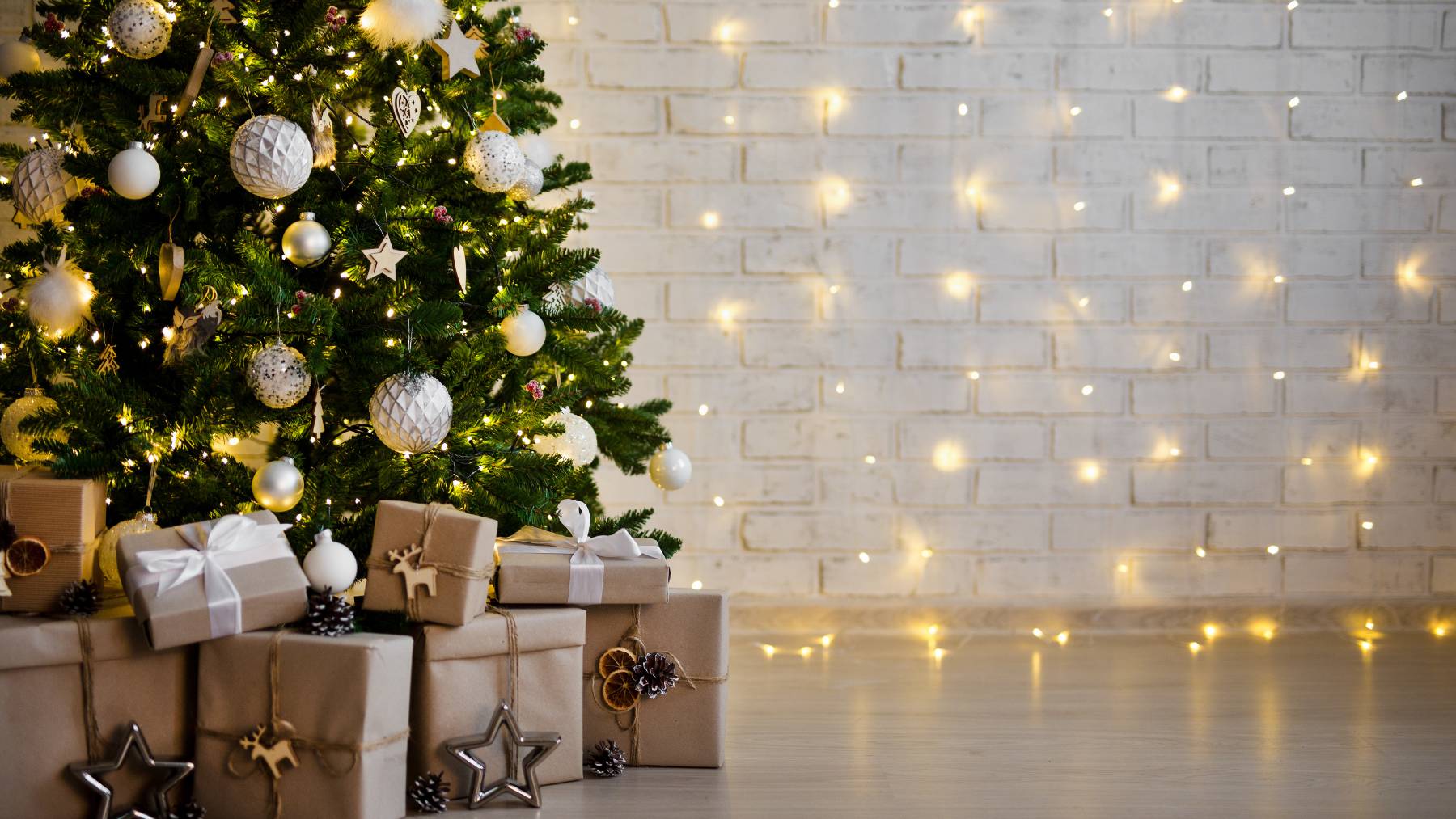 Adiós al árbol de Navidad verde: su sustituto ya está aquí y va a ser la nueva moda a partir de éste 2025