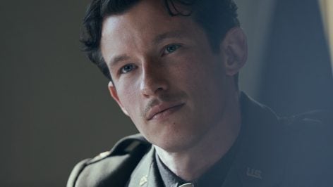 Callum Turner en ‘Los amos del aire’ (Apple TV).