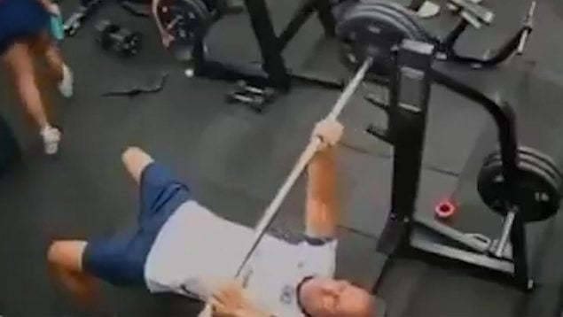 El hombre fallecido en el gimnasio.